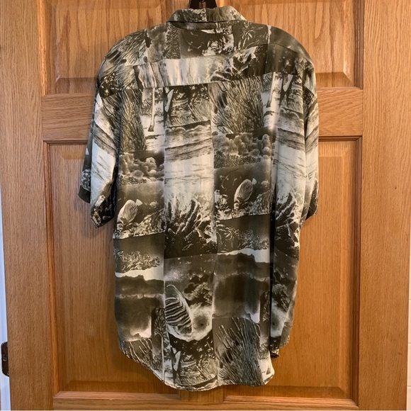 Vtg 90s Dino Di Milano Hawaiian Shirt Size Coral Aquarium Salt Water Fish Mens M - Picture 2 of 5
